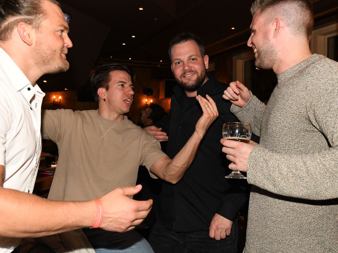 Pub Crawl Party Tour Zürich (Männer)