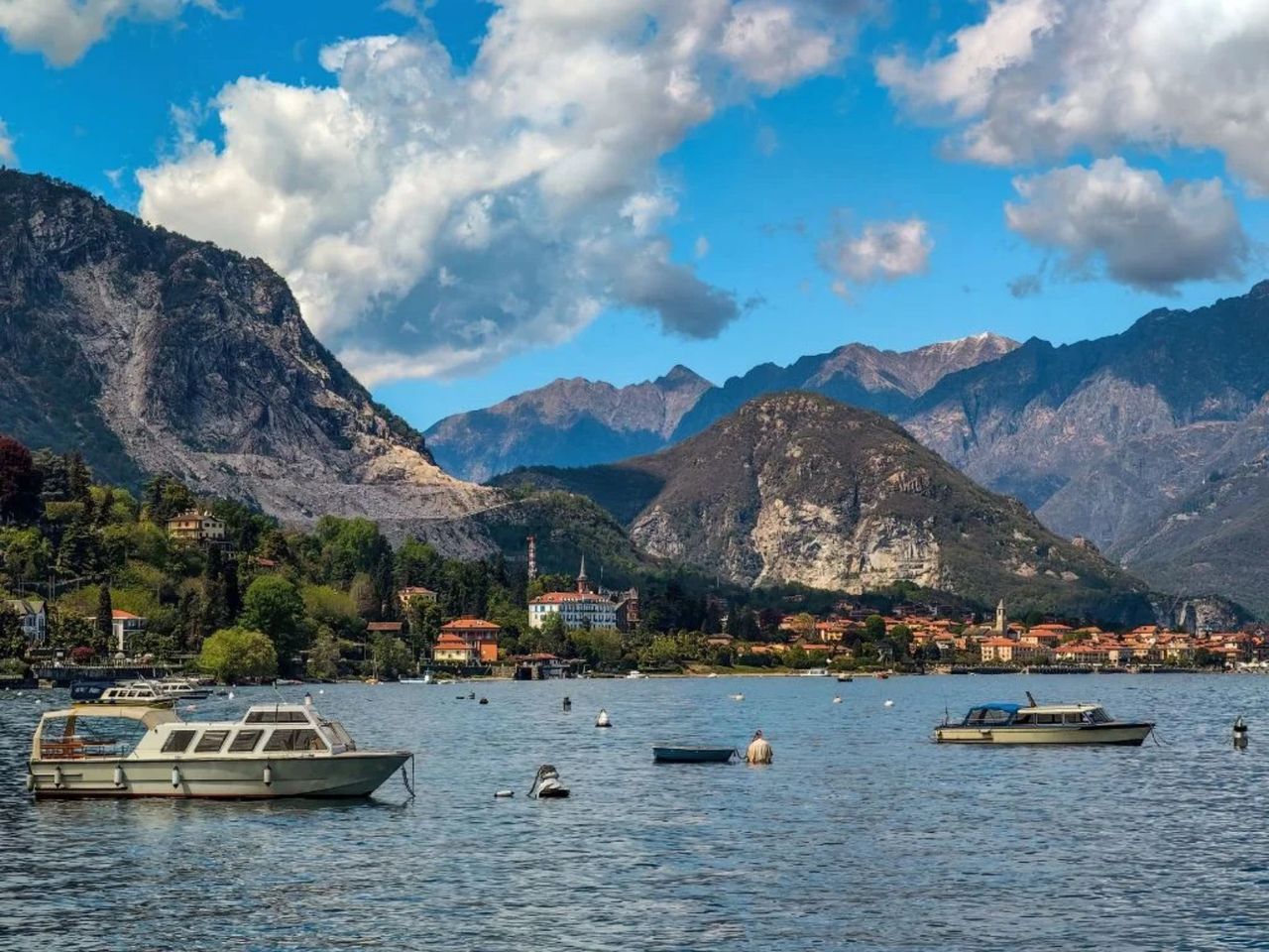 Ascona: Fahrt mit einem 3 rädrigen Vanderhall (Roadster) ab Locarno