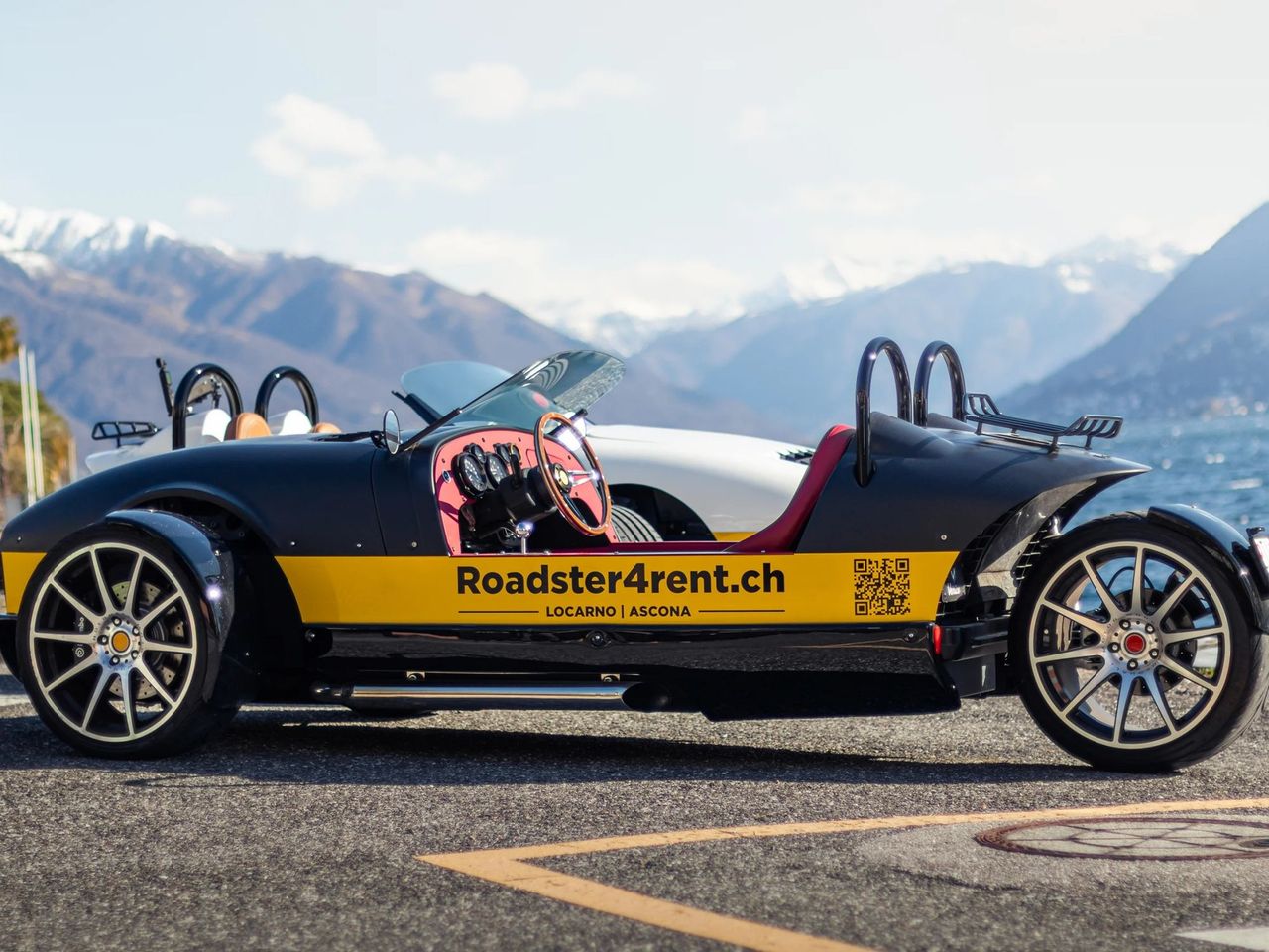 Ascona: Fahrt mit einem 3 rädrigen Vanderhall (Roadster) ab Locarno