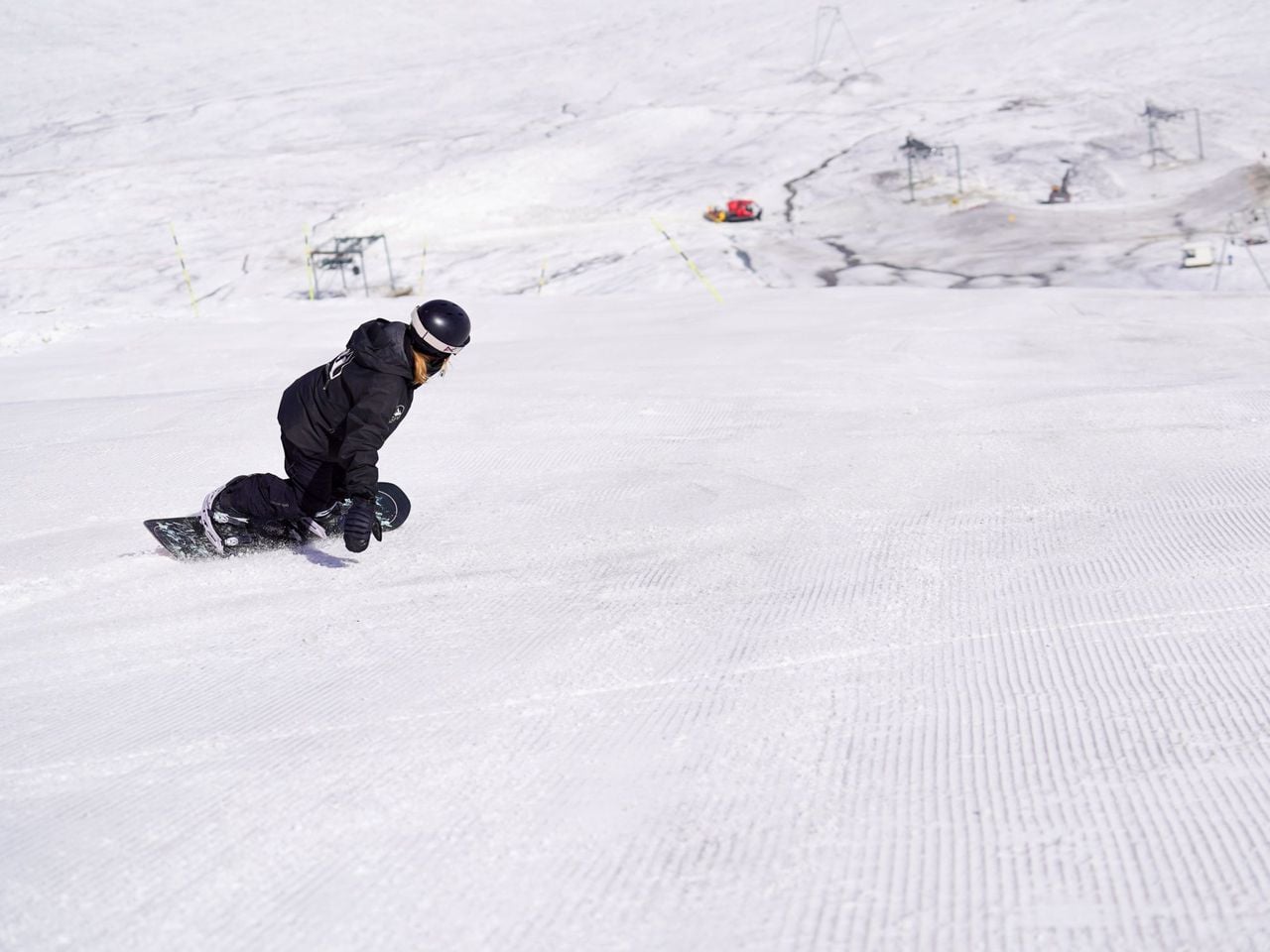 Private Snowboarding Lessons in Saas-Fee