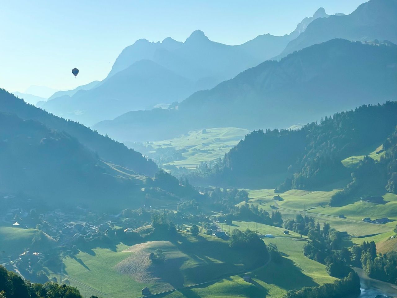 Ballon Bergflug ab Château-d'Oex