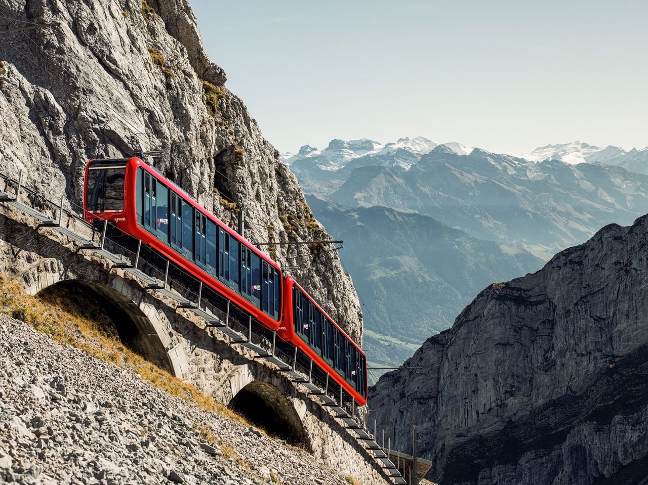 In Zurich: Bus tour to Pilatus with Golden Round Trip