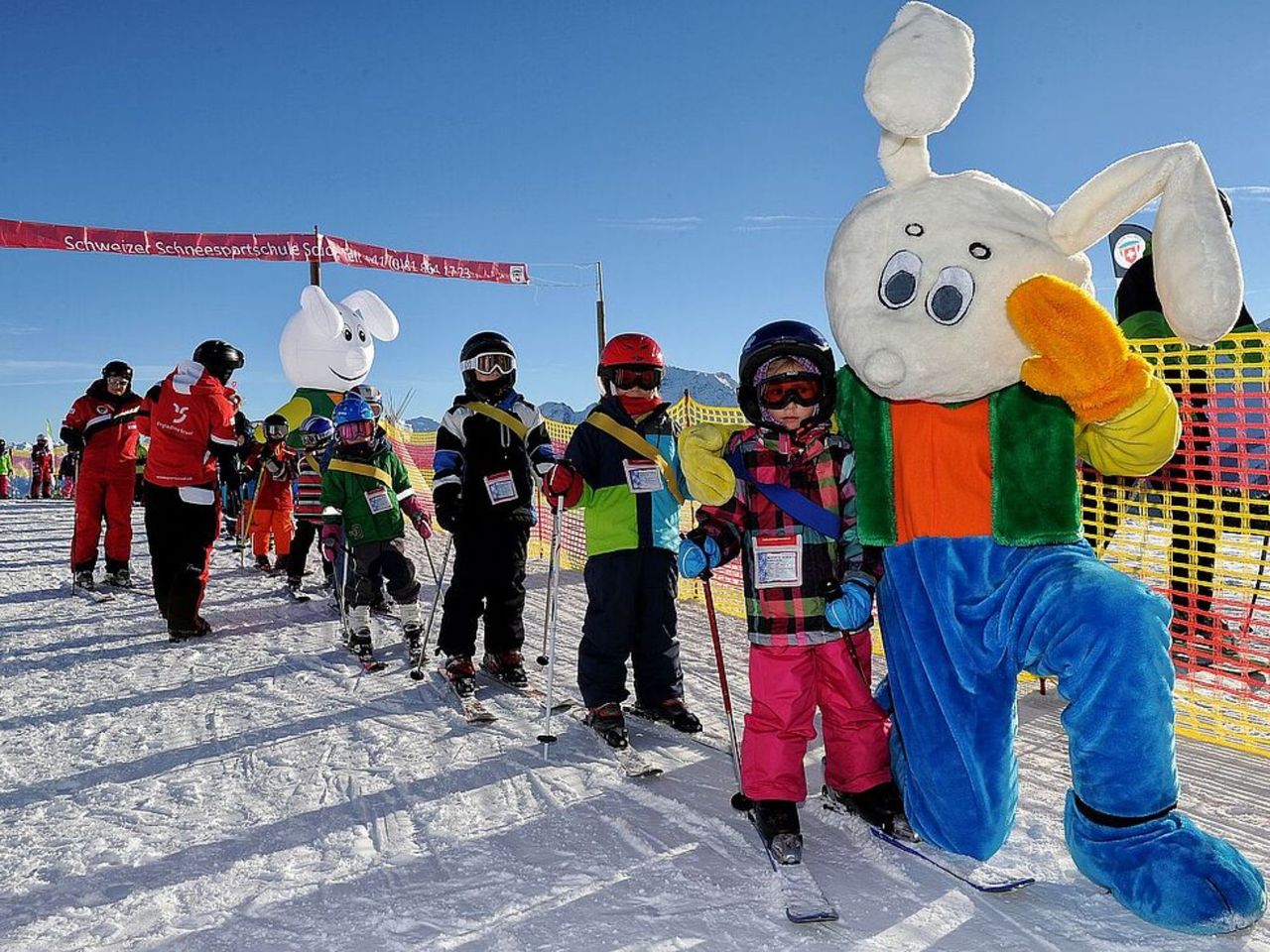 Skischule Kinder 4-15 Jahre in Scuol