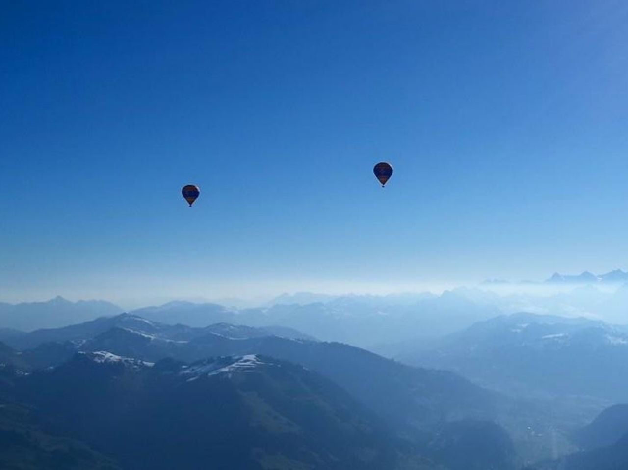 Ballon Flug Morgendämmerung ab Château-d'Oex