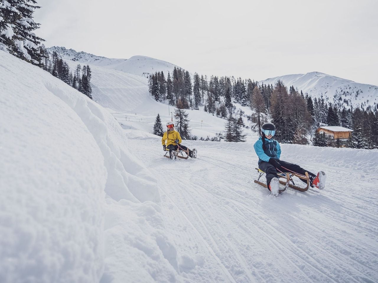 Einzelticket Abendschlitteln am Rinerhorn inkl. Fondue und Schlittenmiete