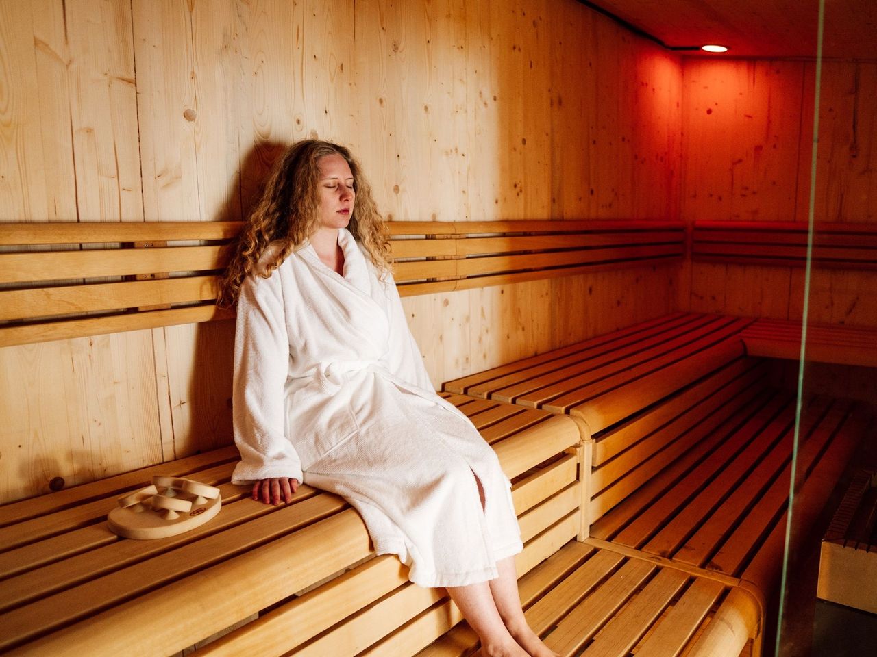 Overnight stay in a Romantic Igloo in Gstaad