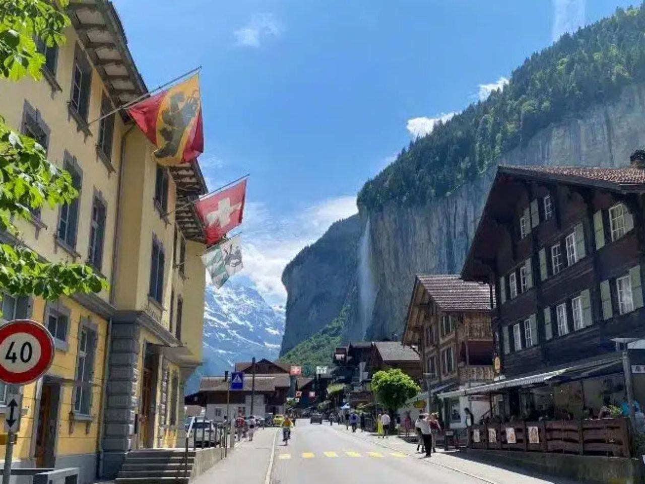 Privattour Schweizer Highlights an drei Tagen ab Zürich
