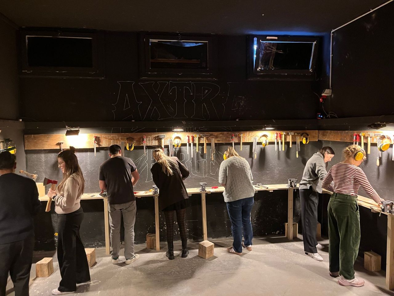 "Journeyman" Axt herstellen und werfen in Zürich