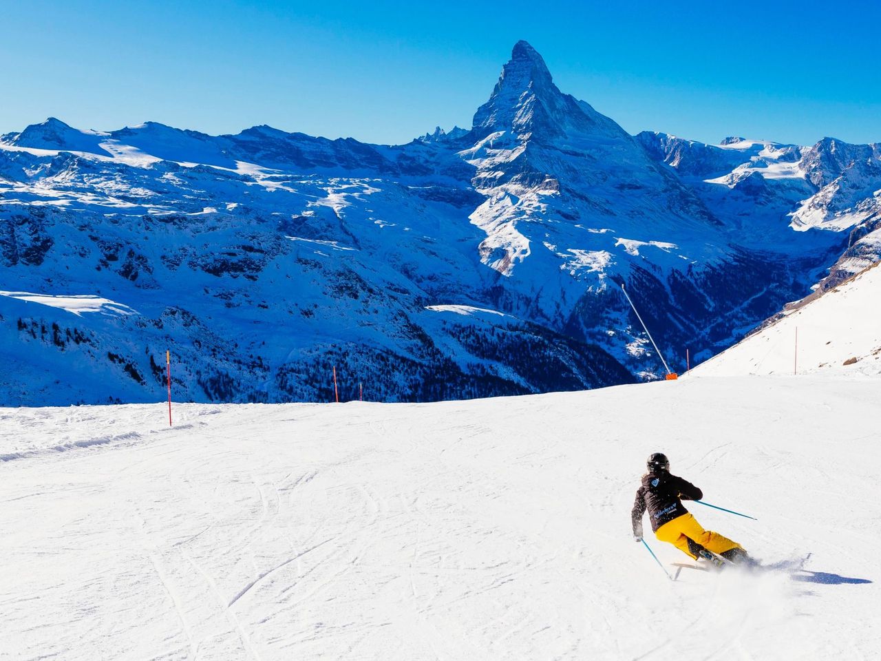 Full-day private ski school in Zermatt