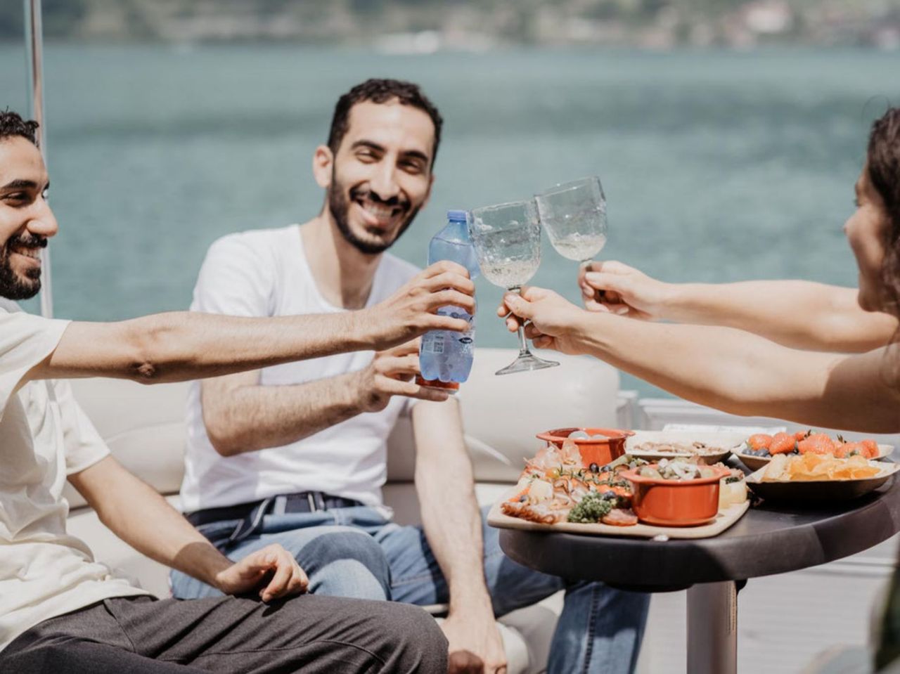 Lounge Boot mieten Brienzersee
