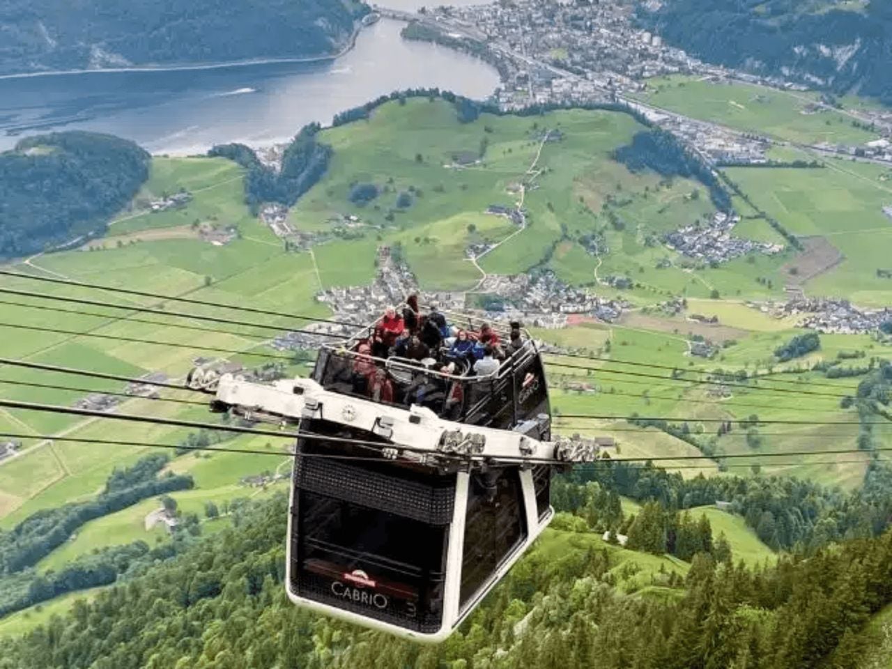 Private day trip to Stanserhorn and Lucerne from Zurich