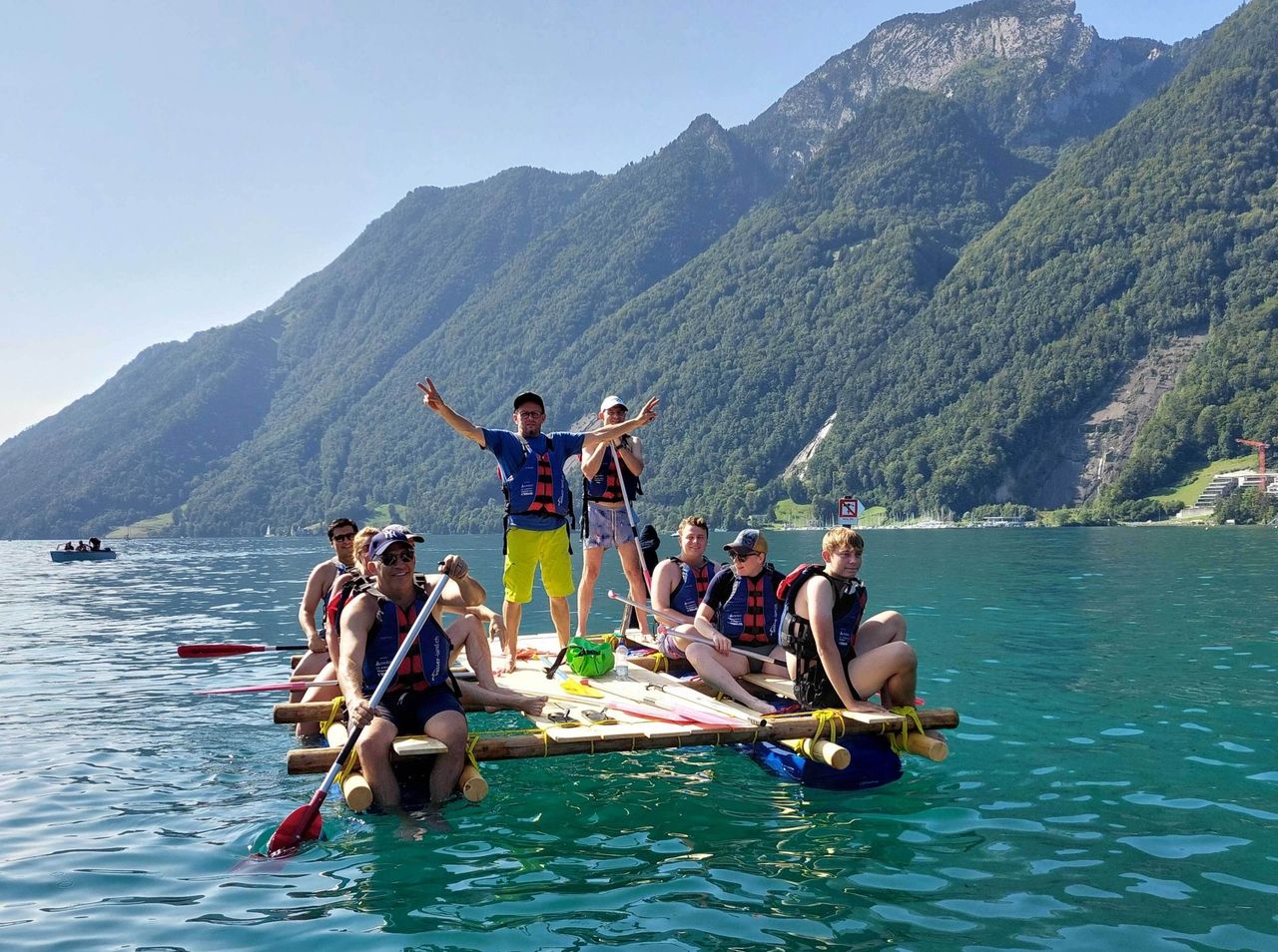 Teamevent Floss bauen am Vierwaldstättersee