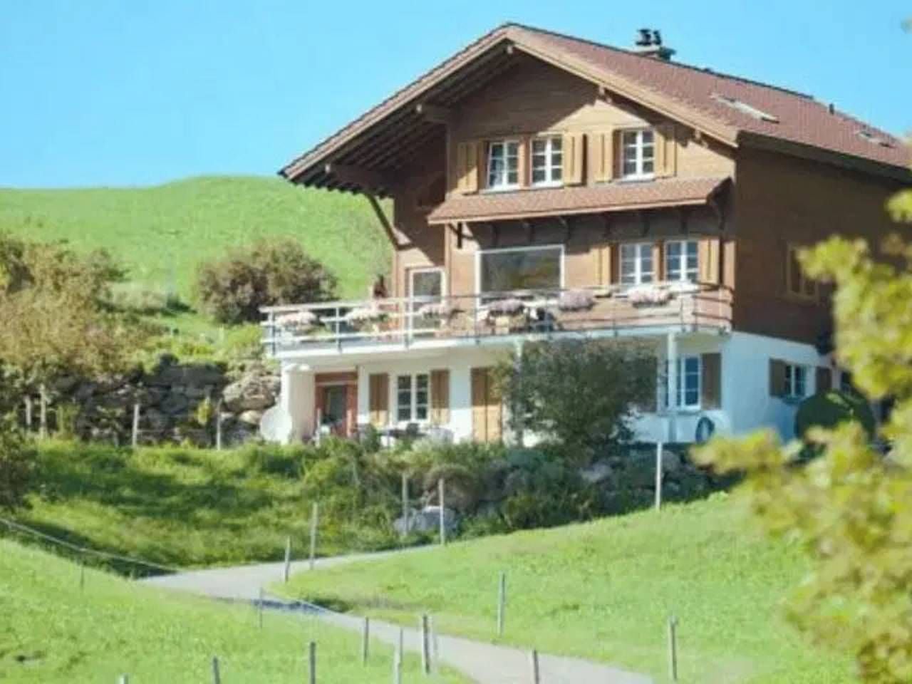 In Zurich: "Crash Landing on You" Private Day Tour
