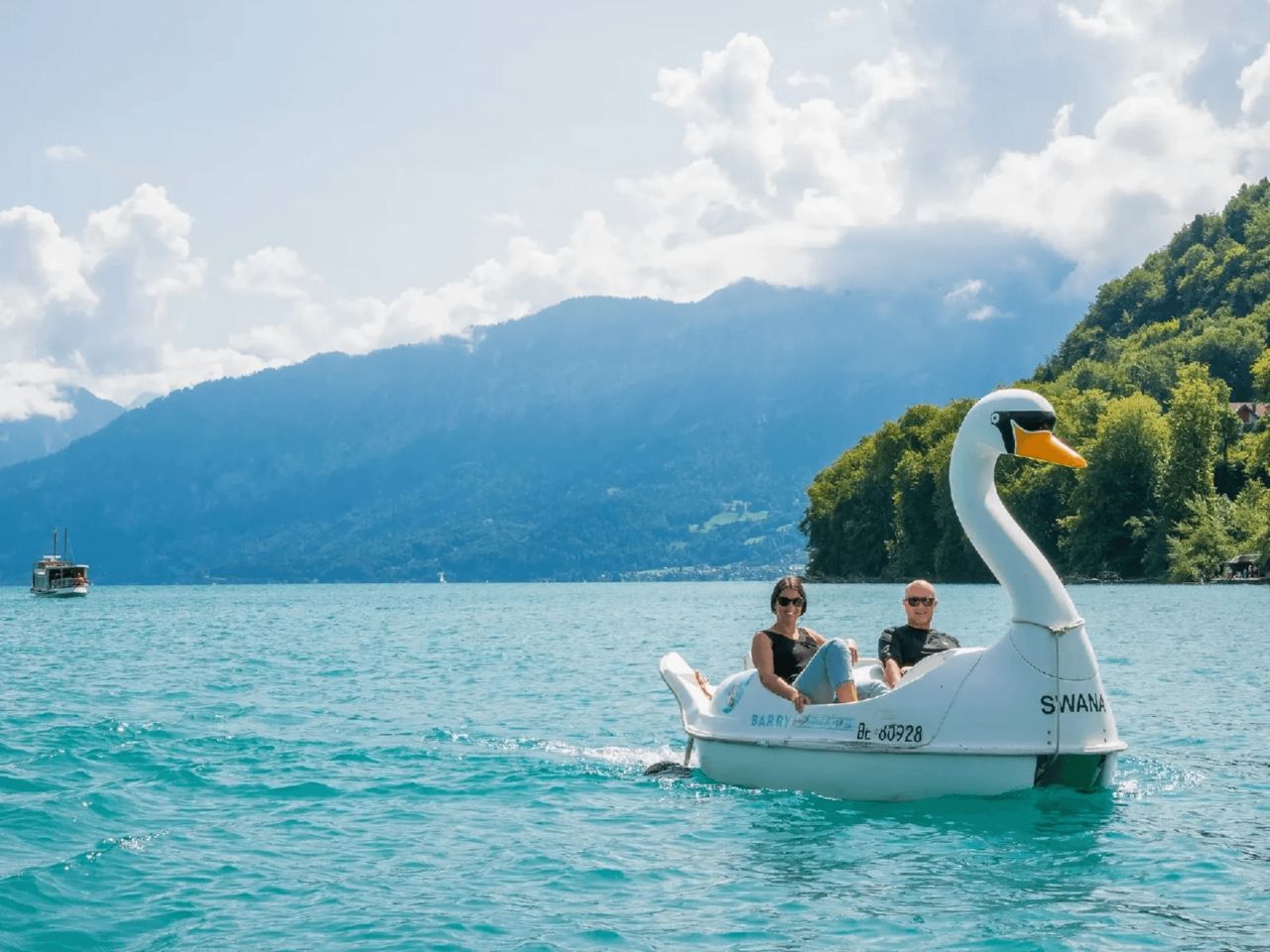 Pedalo Miete Thunersee ab Spiez