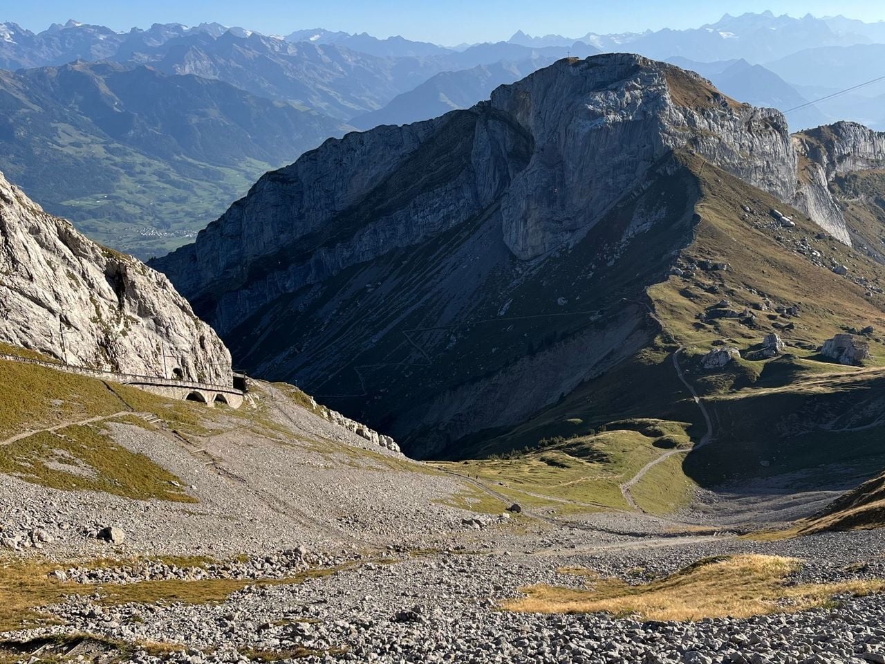 Pilatus private Wanderung mit einem Schweizer Triathleten ab Alplanchstad