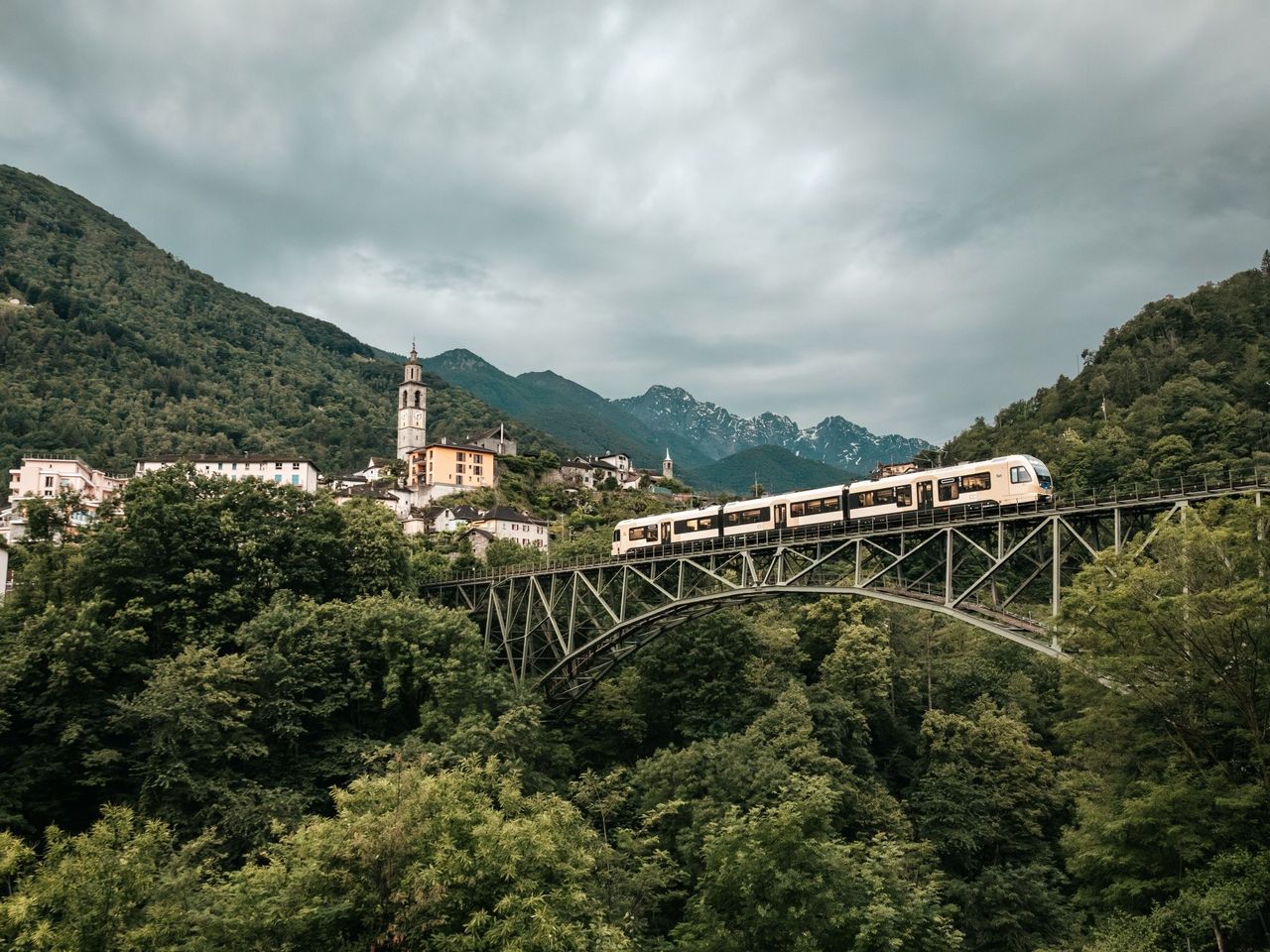 Centovalli Bahn Touristen-Ticket zwischen Domodossola und Locarno