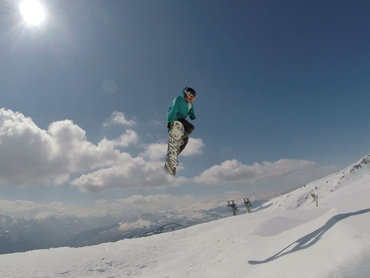 Private snowboard lessons for experienced riders in Laax