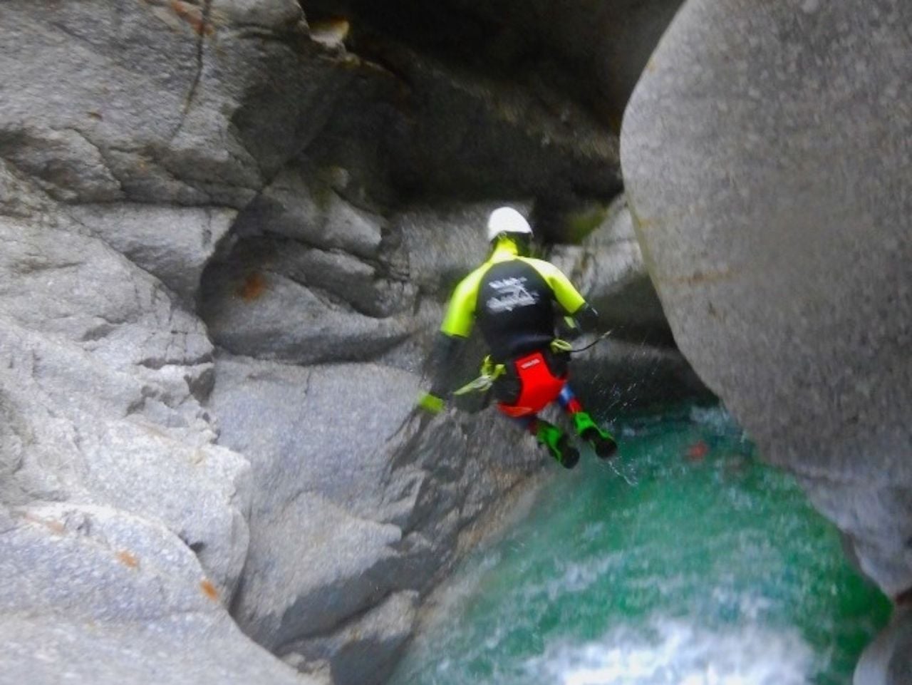 Canyoning pro Pontirone inferiore ab Cresciano