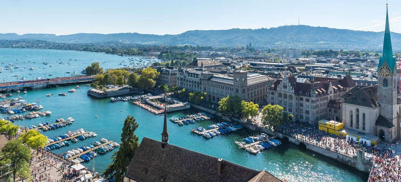Ab Zürich: Nachmittagstour Zürichsee mit dem Schlauchboot
