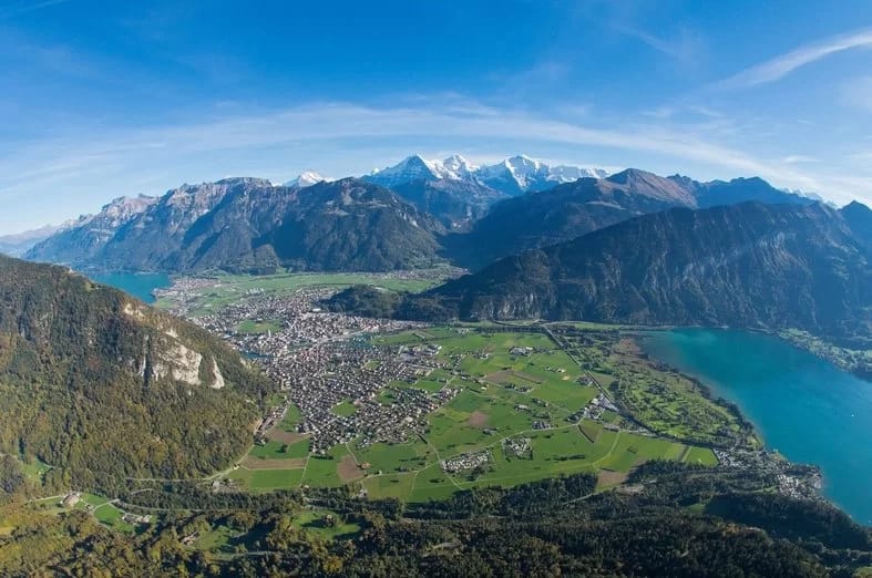 Ab Zürich: Canyoning-Abenteuer in Interlaken