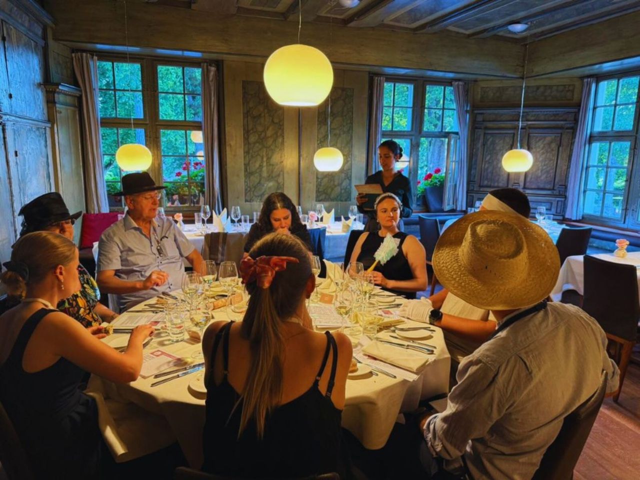 “Unseen Future Role Play” Krimidinner für kleine Gruppen in Zürich