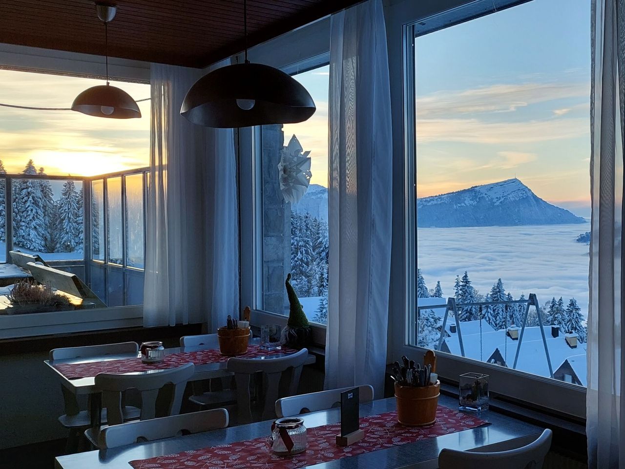 Frühstück im Berggasthaus Mostelberg