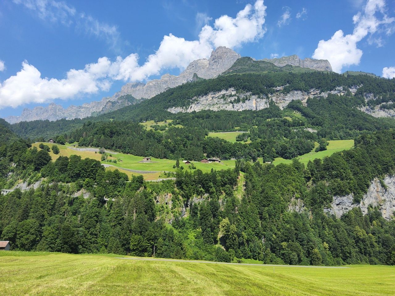 Geführte Wanderung zu versteckten Juwelen in den Alpen