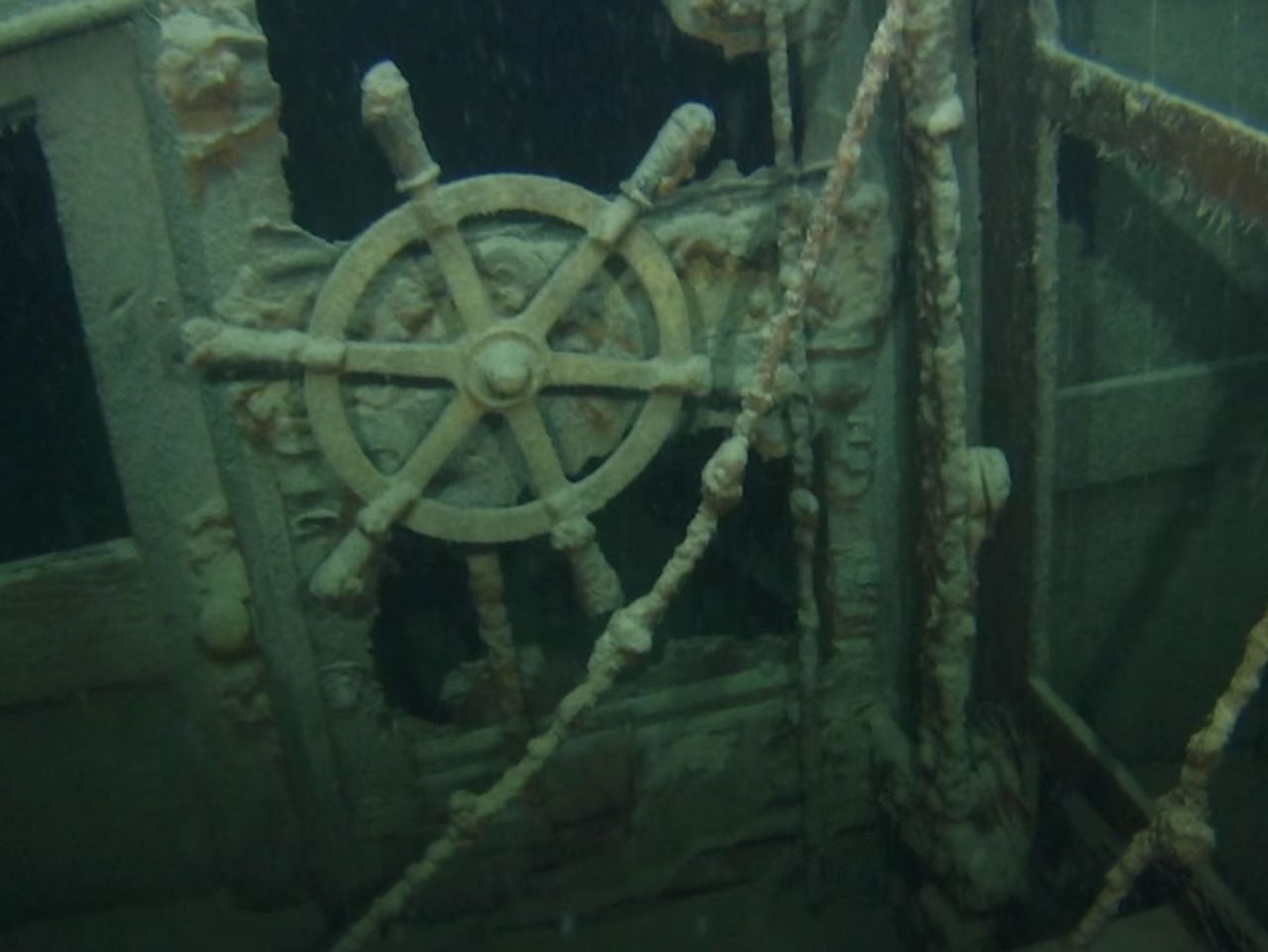 U-Boot Tauchfahrt zum Wrack beim Bürgenstock