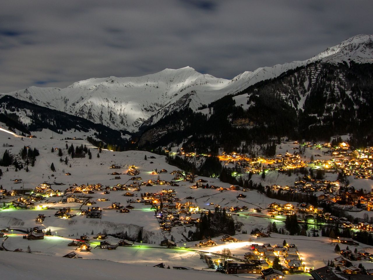 Schneeschuhwanderung mit Raclette in Adelboden