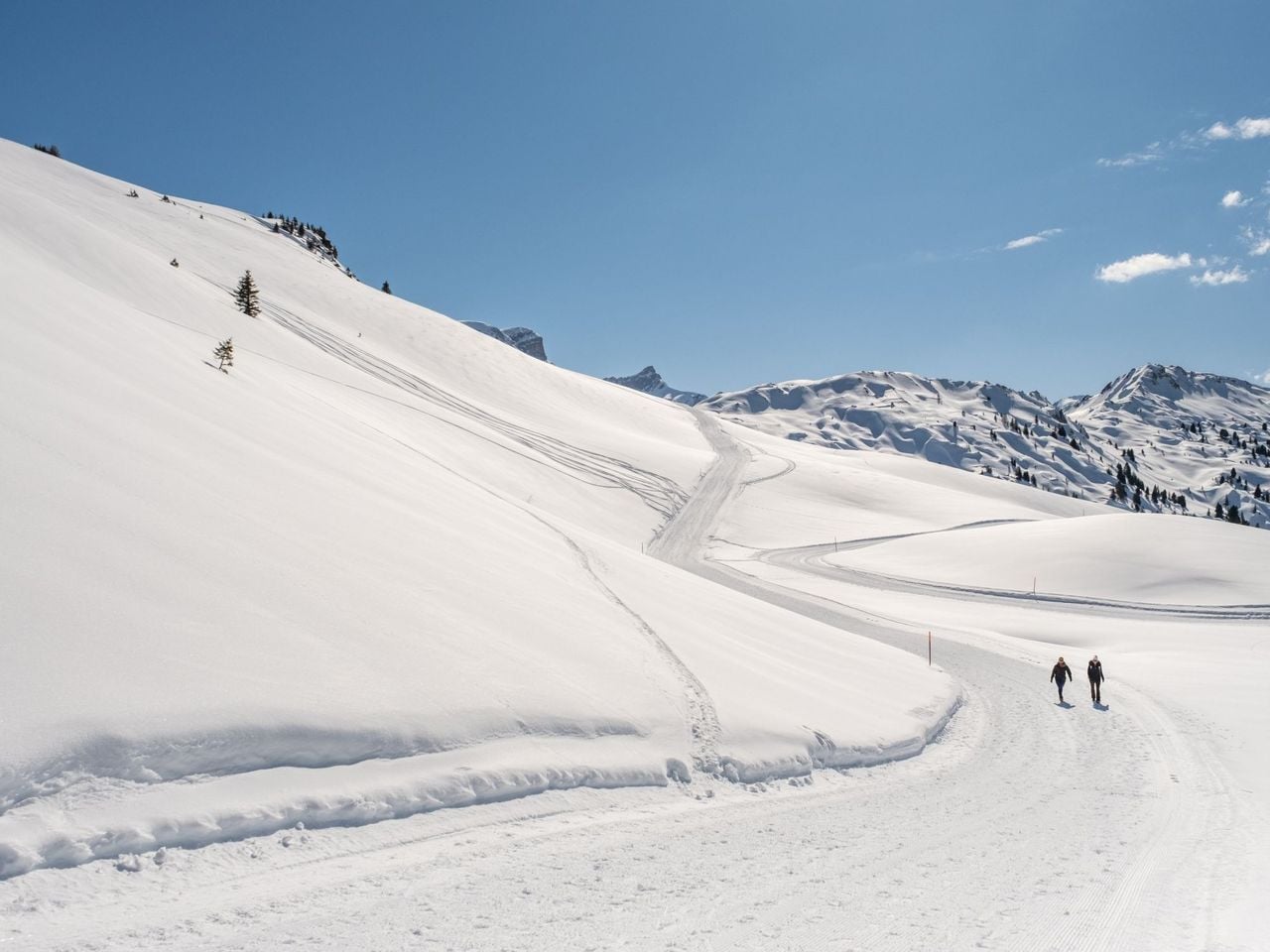 Winter hiking pass at Betelberg
