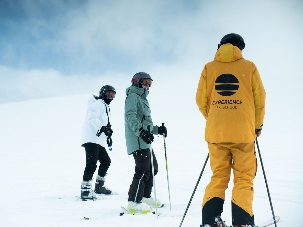 Adult Ski School Group Champéry