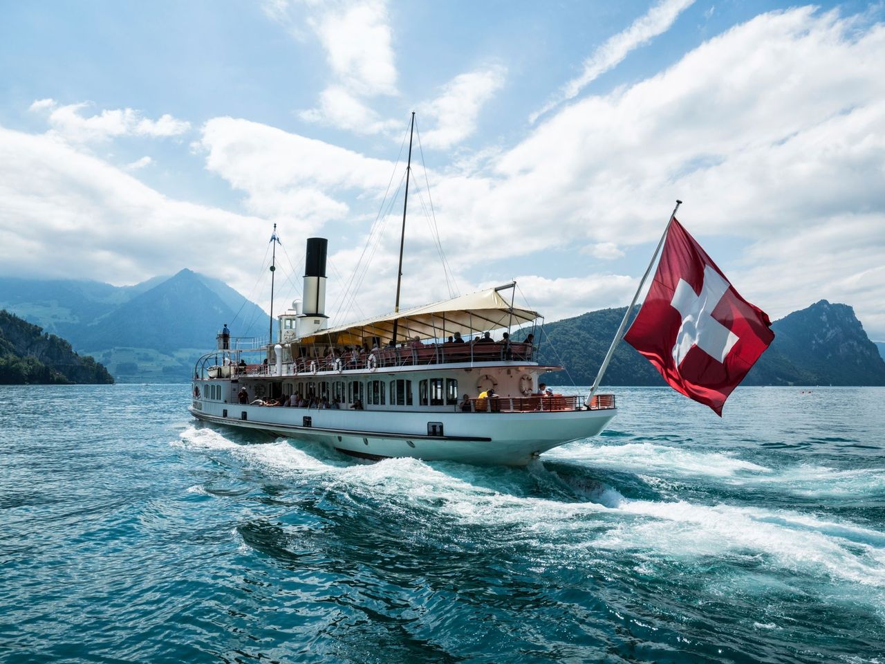 Ab Luzern: Wellness Rigi Kaltbad inkl. Schiffsticket und Tageskarte Rigibahnen
