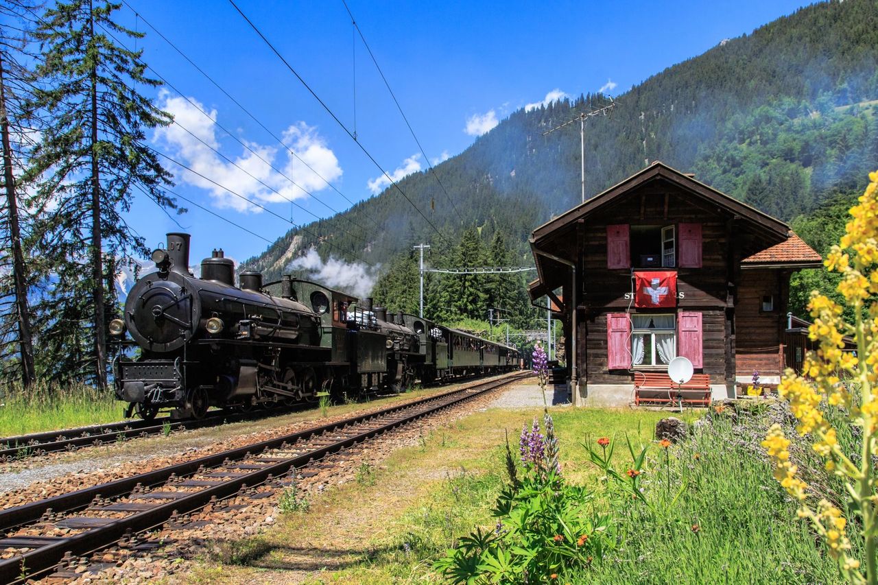 Engadiner Dampffahrt Rhätische Bahn ab Samedan