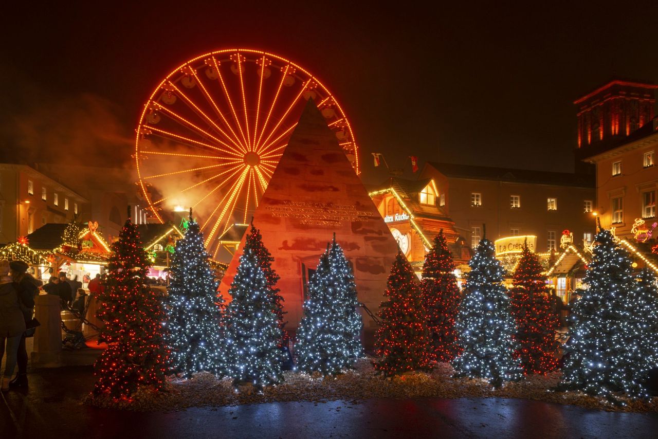 Karlsruhe Christmas Market: Coach Trip with Hotel