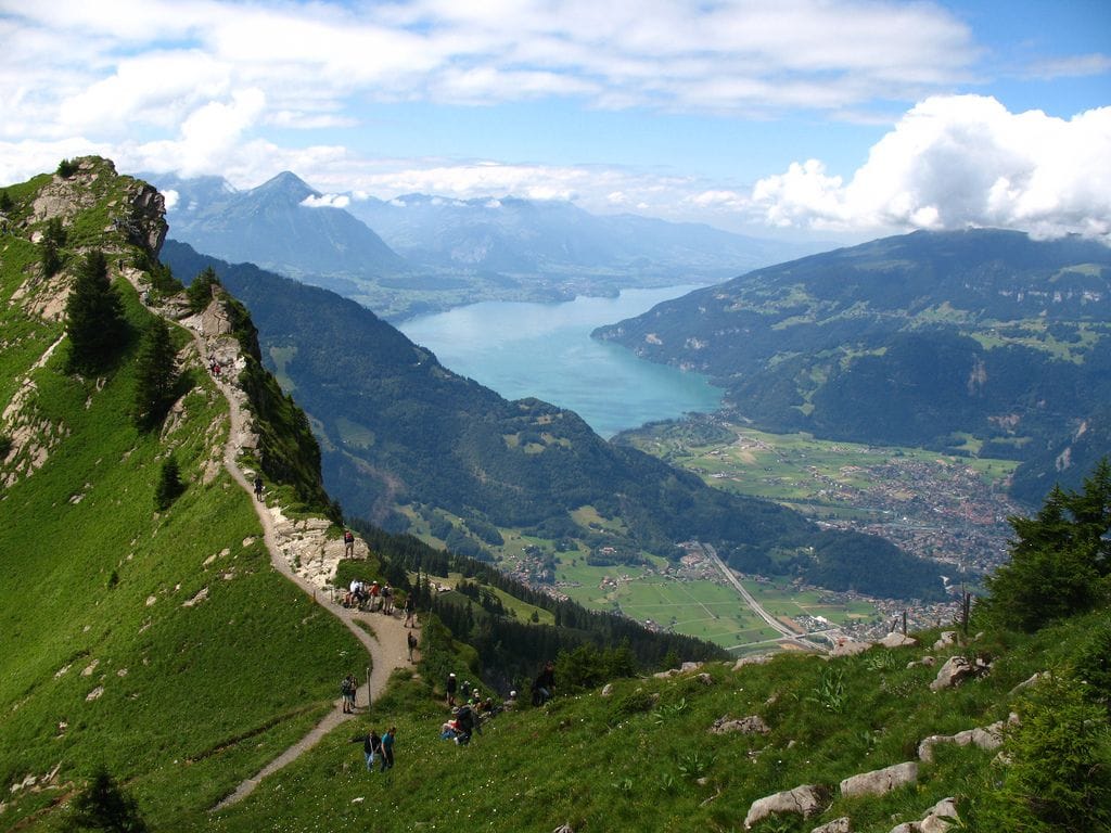 Ab Lausanne: Bustour nach Interlaken mit Harder Kulm