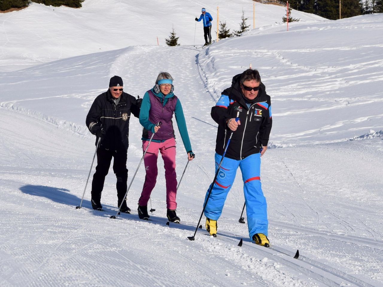 Private cross-country skiing lessons for all levels in Arosa