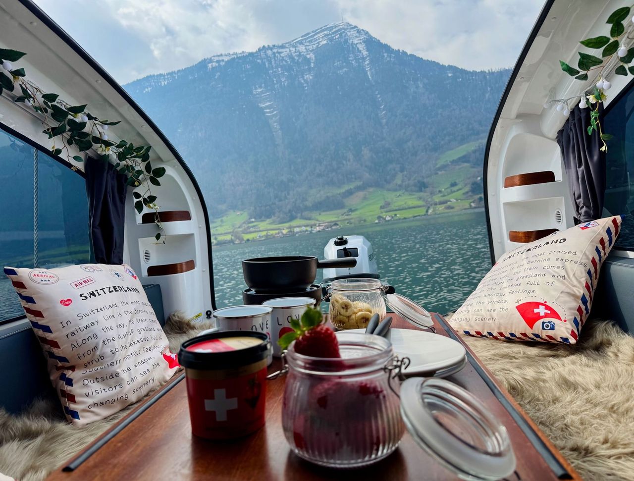 Floaty Special Moments auf dem Zugersee ab Arth