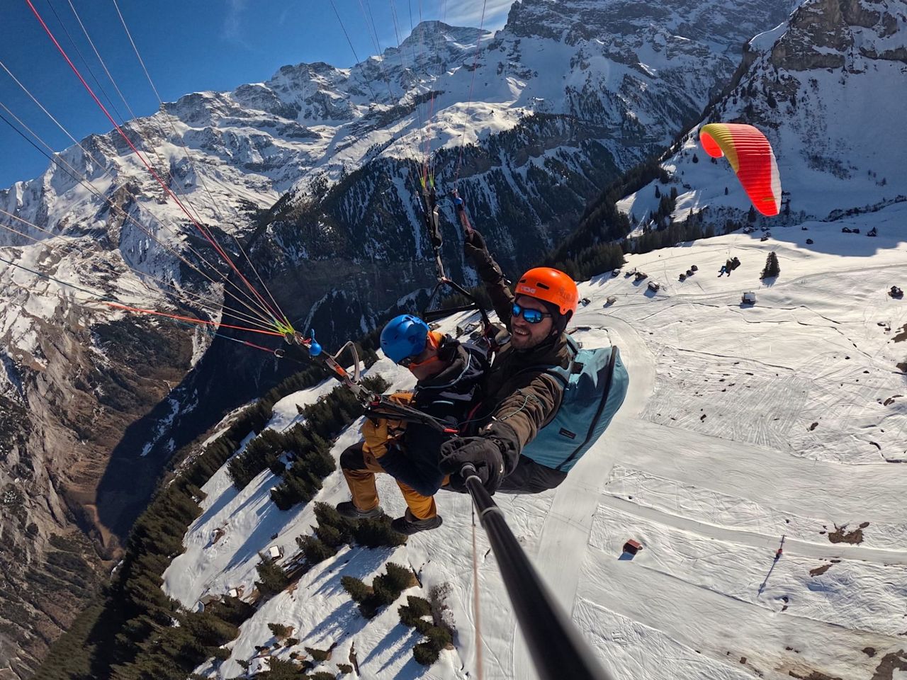 Lauterbrunnental Gleitschirmfliegen ab Mürren