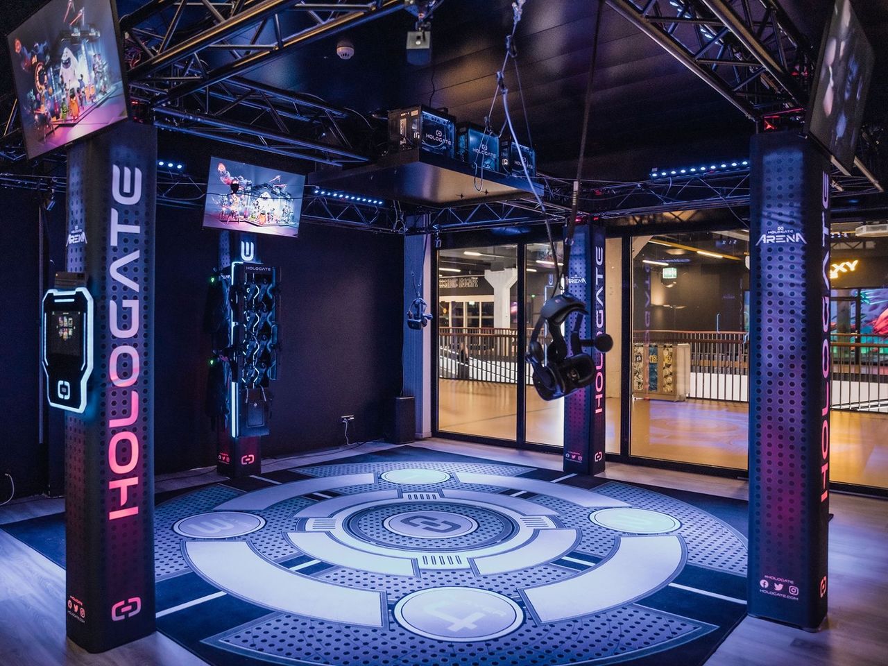 “Hologate Arena” VR Game beim Flughafen Zürich