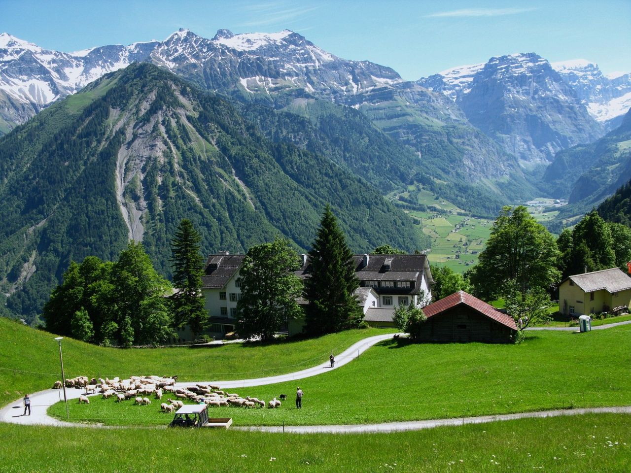 Geführte Wanderung zu versteckten Juwelen in den Alpen