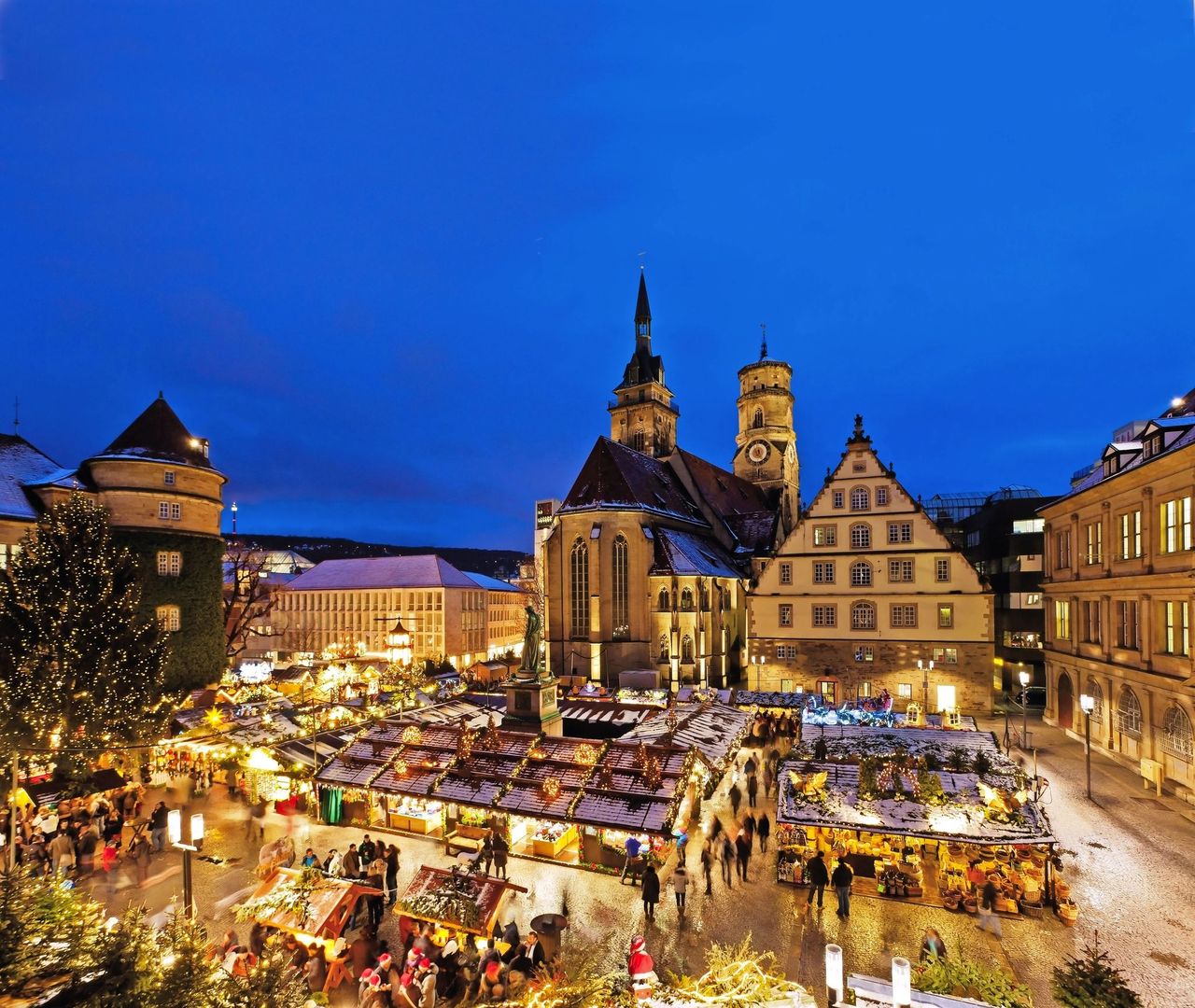 Stuttgart Christmas Market: coach trip with hotel