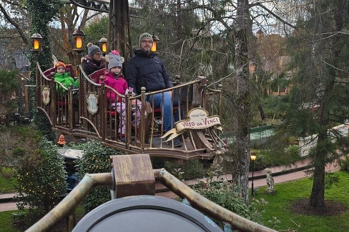 Ab Zürich: Privater Tagesausflug an den Winterzauber im Europa-Park