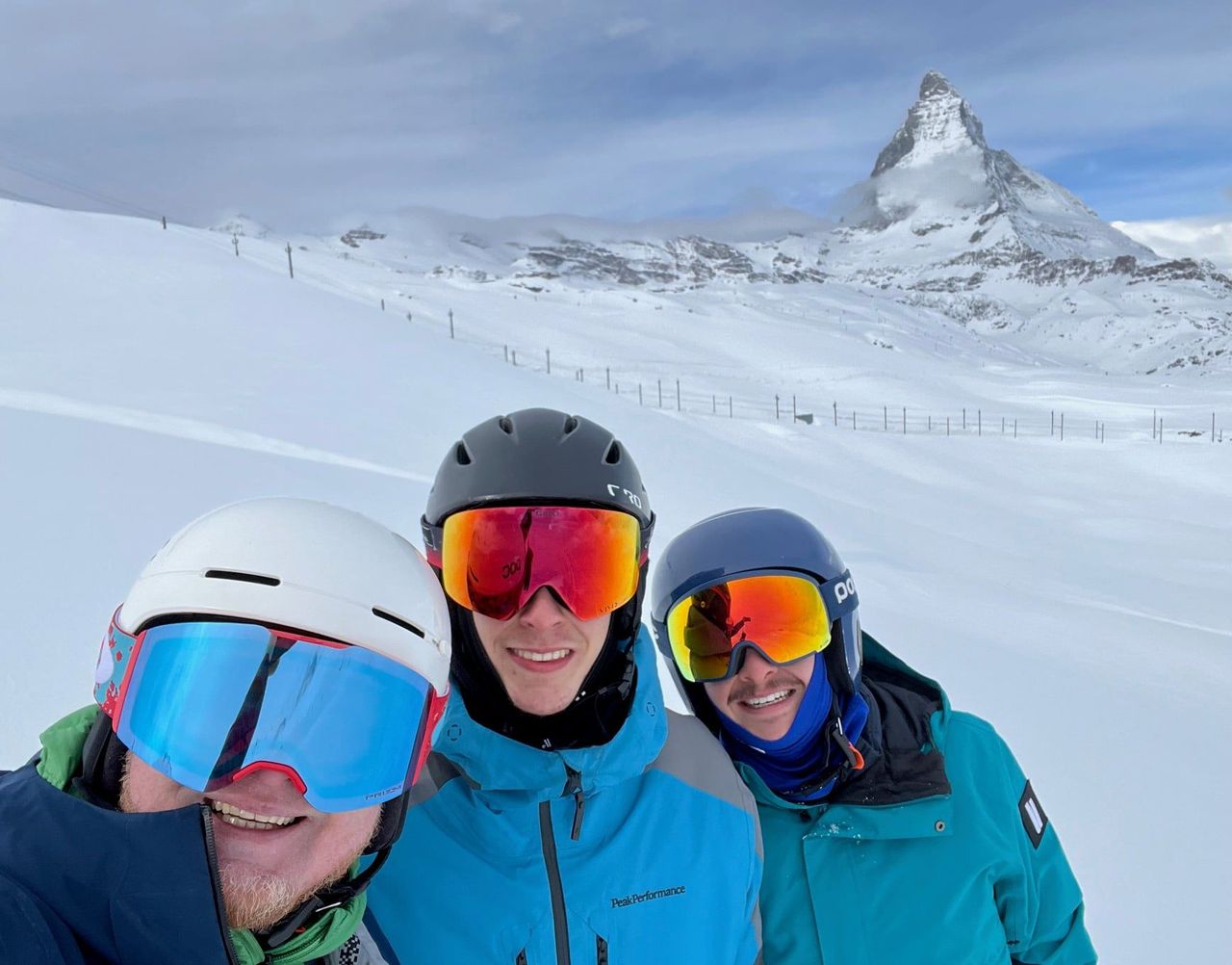 Private Ski Lessons in Zermatt with Matterhorn Views