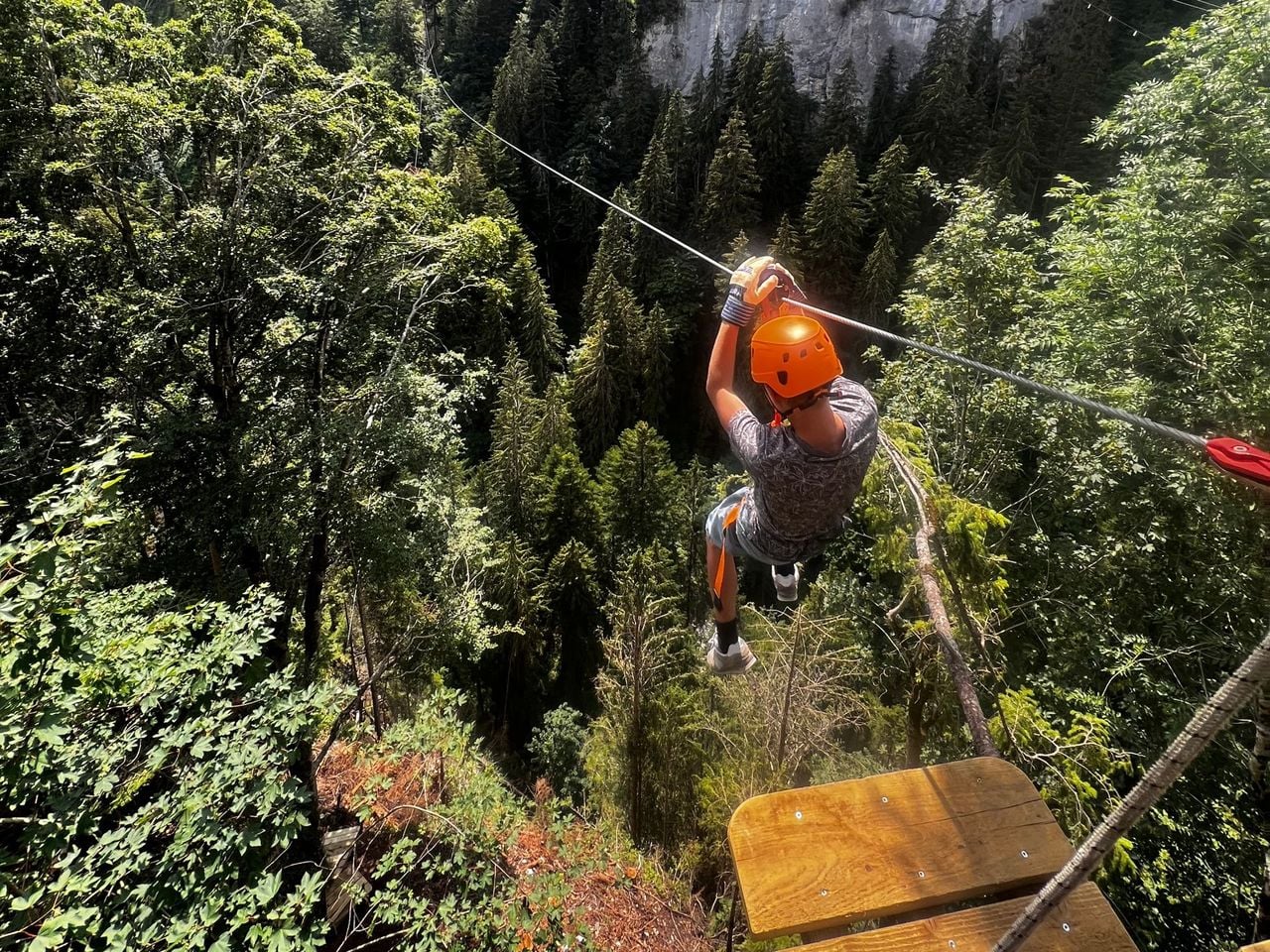 Zipline Course in the Gorge du Pissot