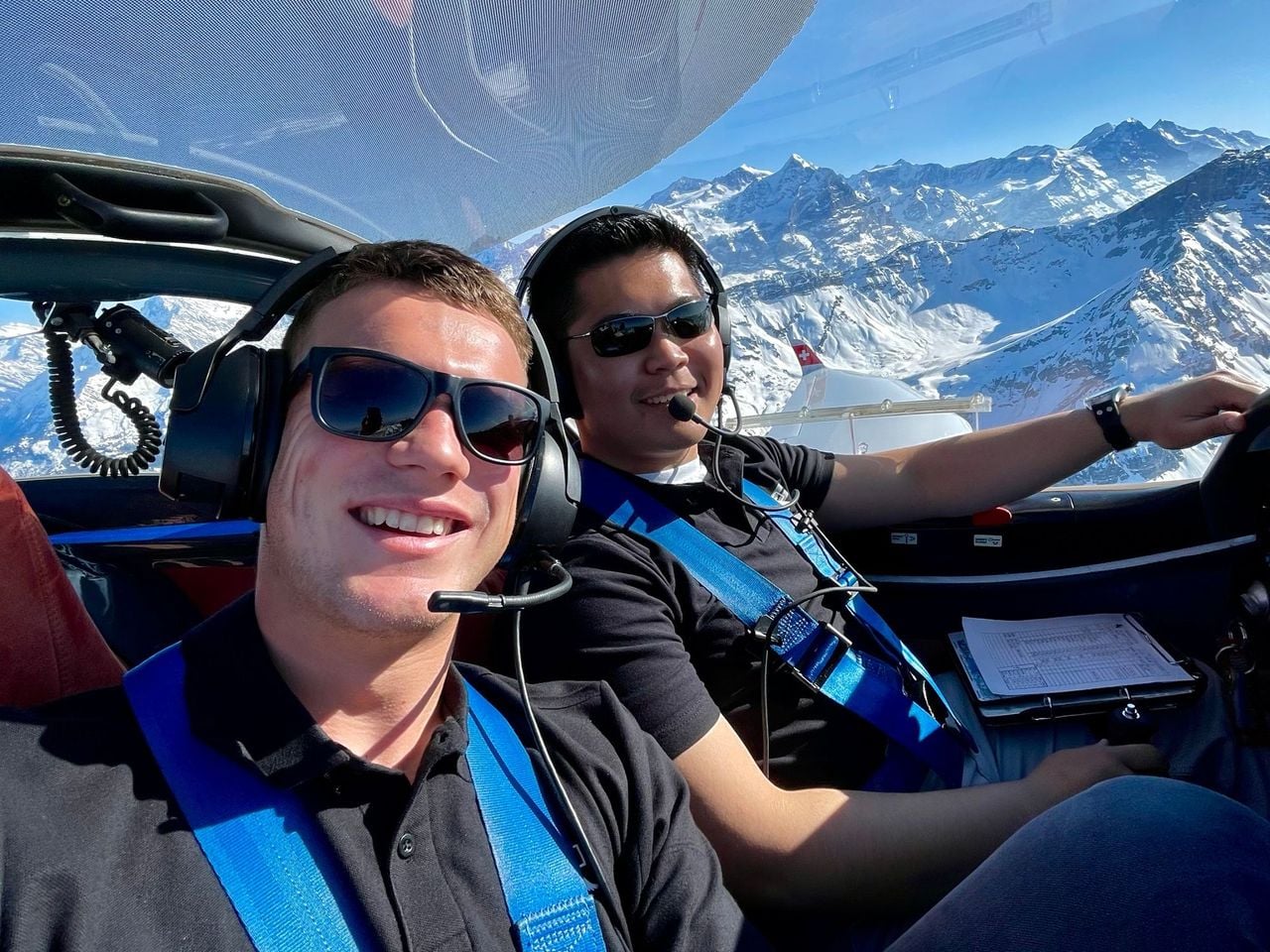 "Alpine Voyage" 90 min Rundflug ab Hausen am Albis