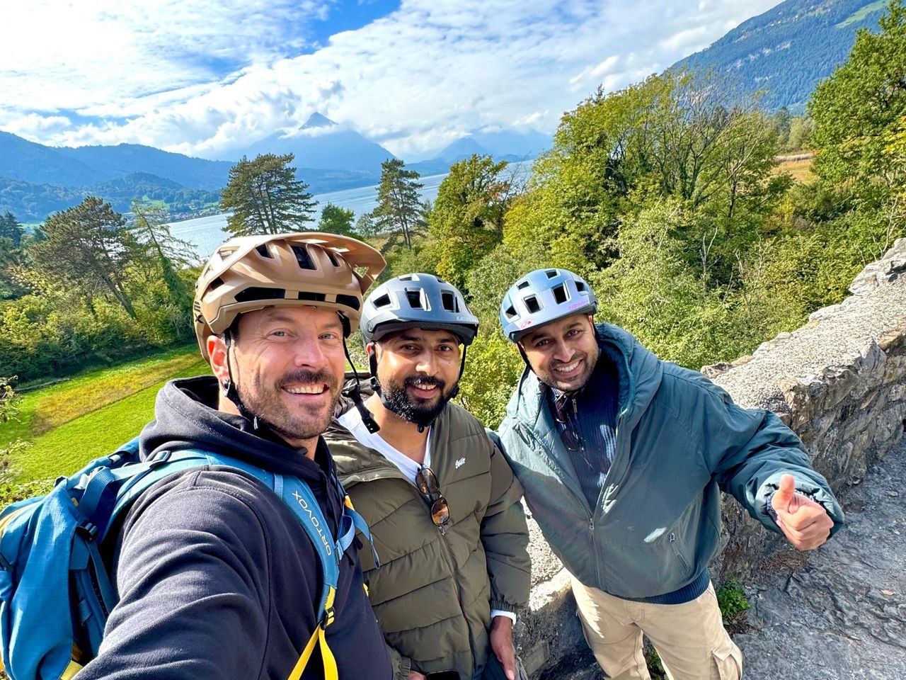 "Seen, Ruinen und Aussichtspunkte" - entdecke Interlaken mit dem E-Bike