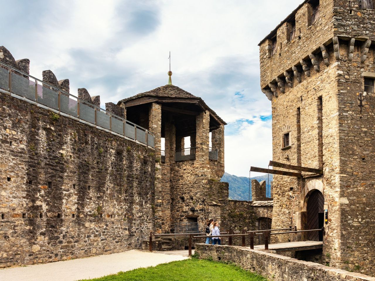 Tagesticket Burg Montebello in Bellinzona