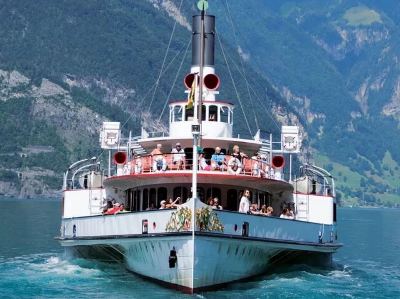 From Zurich: 3 mountains accessible by train, cable car, funicular, and boat