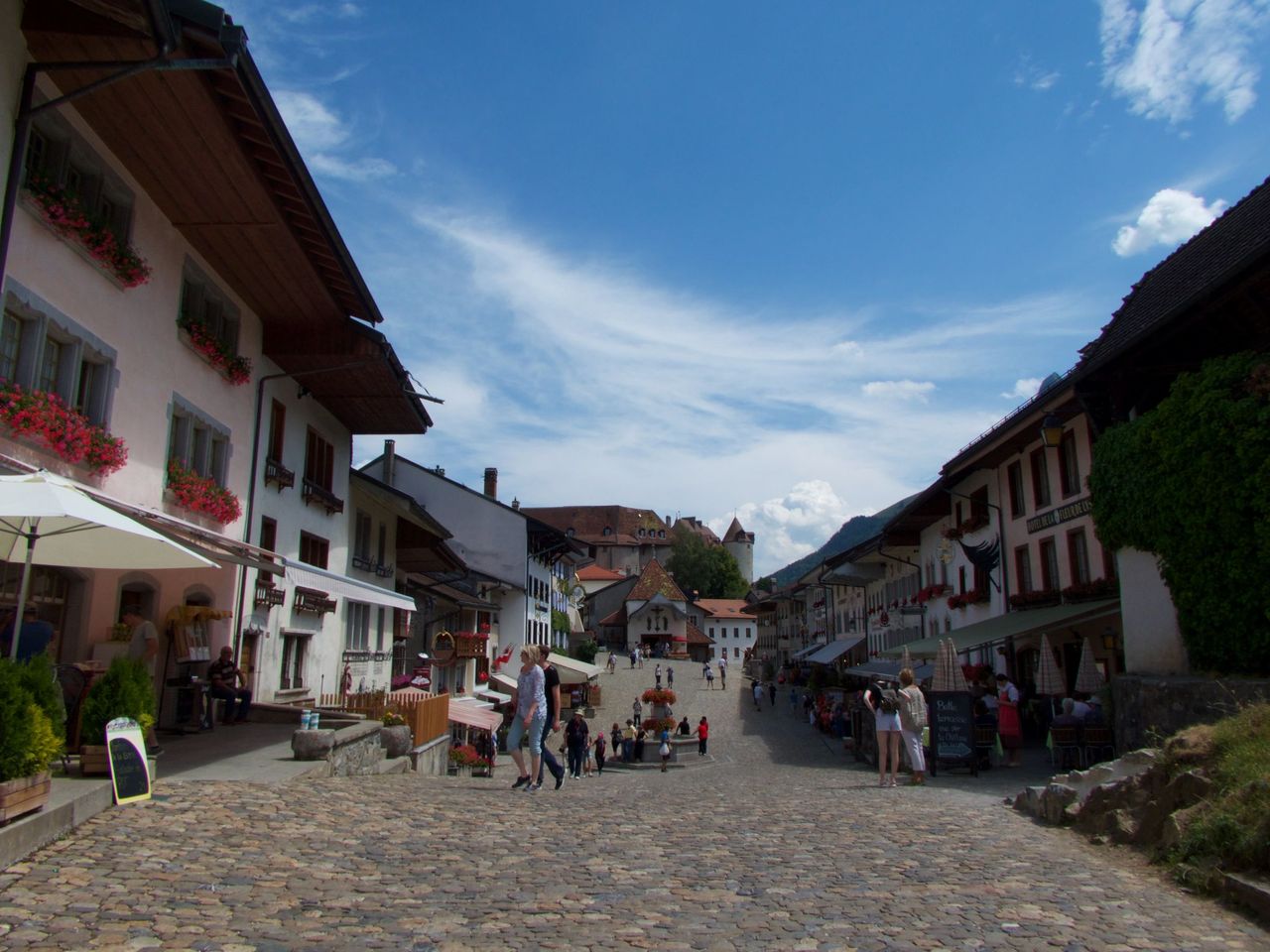 Ab Genf: Tagesausflug nach Gruyères, Schaukäserei und Schokoladenfabrik
