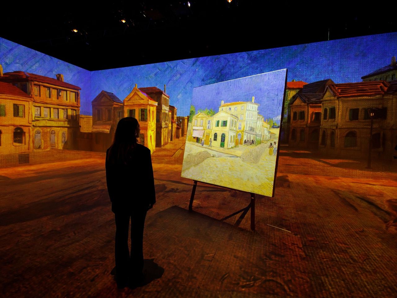 Ticket "VINCENT – Zwischen Wahn und Wunder" immersive Ausstellung Lichthalle Maag Zürich